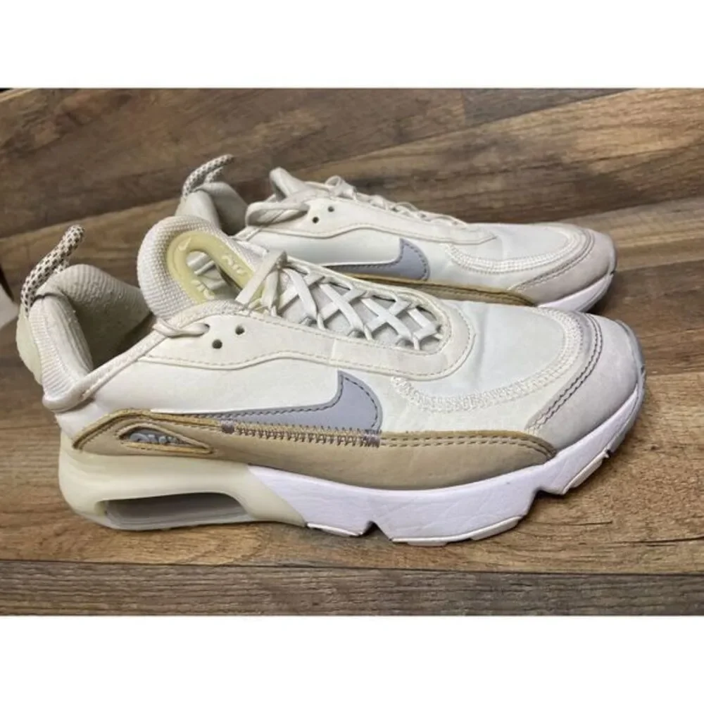 Nike AIR MAX 2090‎ CS Shoes Women 5.5 White Athletic Running Sneakers DA8702-10
